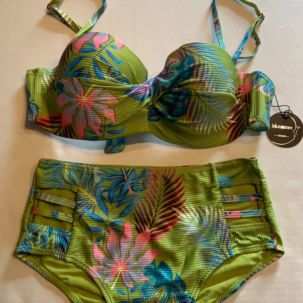 Two piece Mooncore floral swimsuit